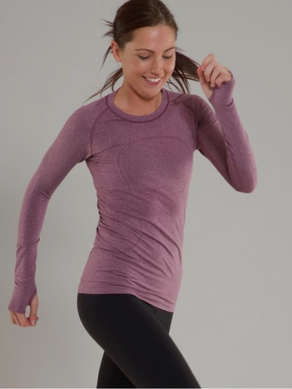 Lululemon Swiftly Tech Long Sleeve Crew in Heathered Rosewood